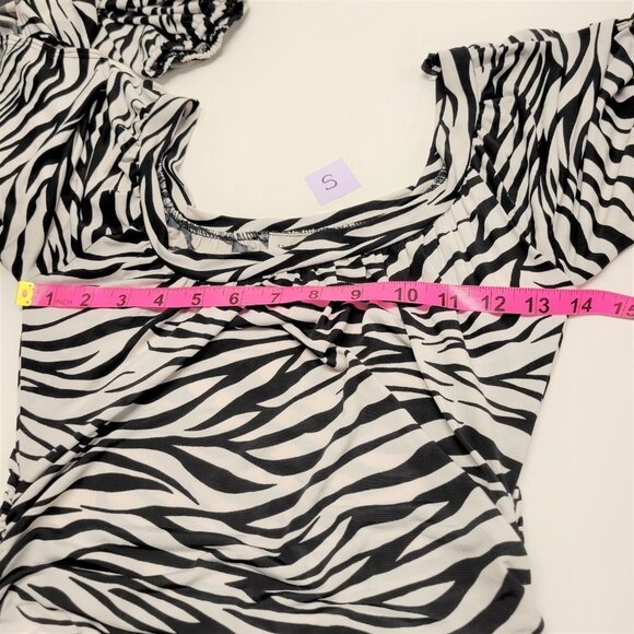 Black and White Animal Print Long Sleeved Body Conforming Sexy Dress - Picture 6 of 9